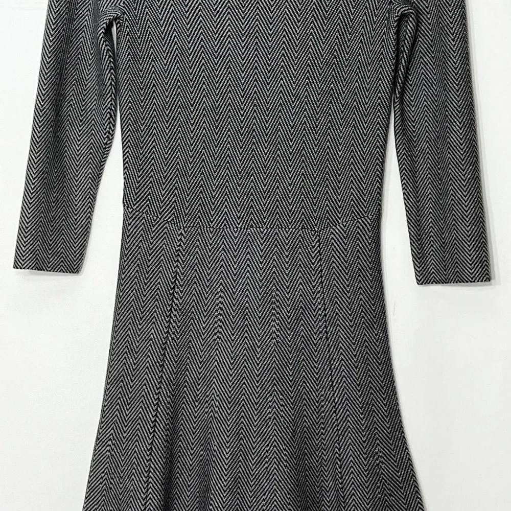 Ann‎ Taylor Petite Black White Herringbone Fit and Flare Sweater Dress XSP NWT